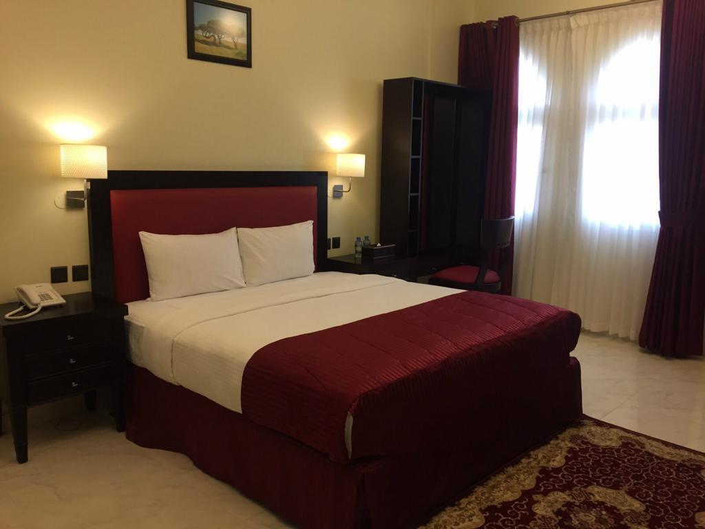 Remas Hotel Suites - Muscat Seeb Exterior foto
